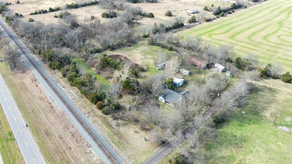 10 acres in Hopkins County gallery image 2