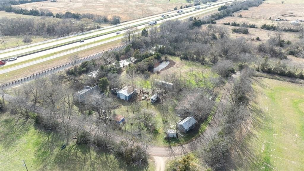 10 acres in Hopkins County gallery image 4