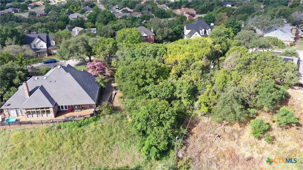 0.37 acres in Bell County - photo 7
