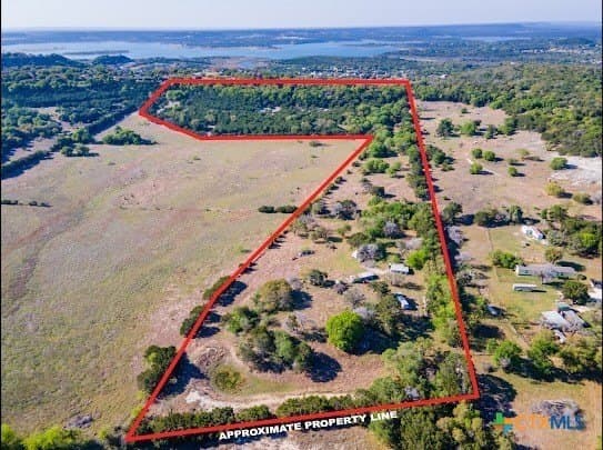 22.7 acres in Bell County