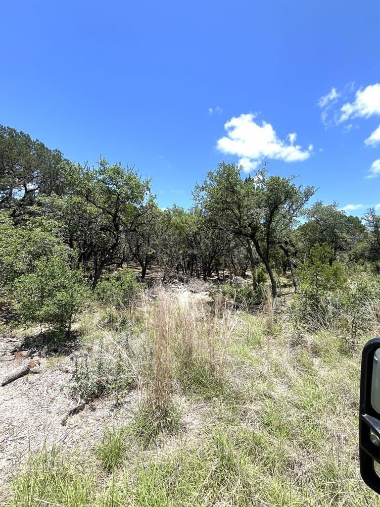 8.92 acres in Uvalde County - photo 7