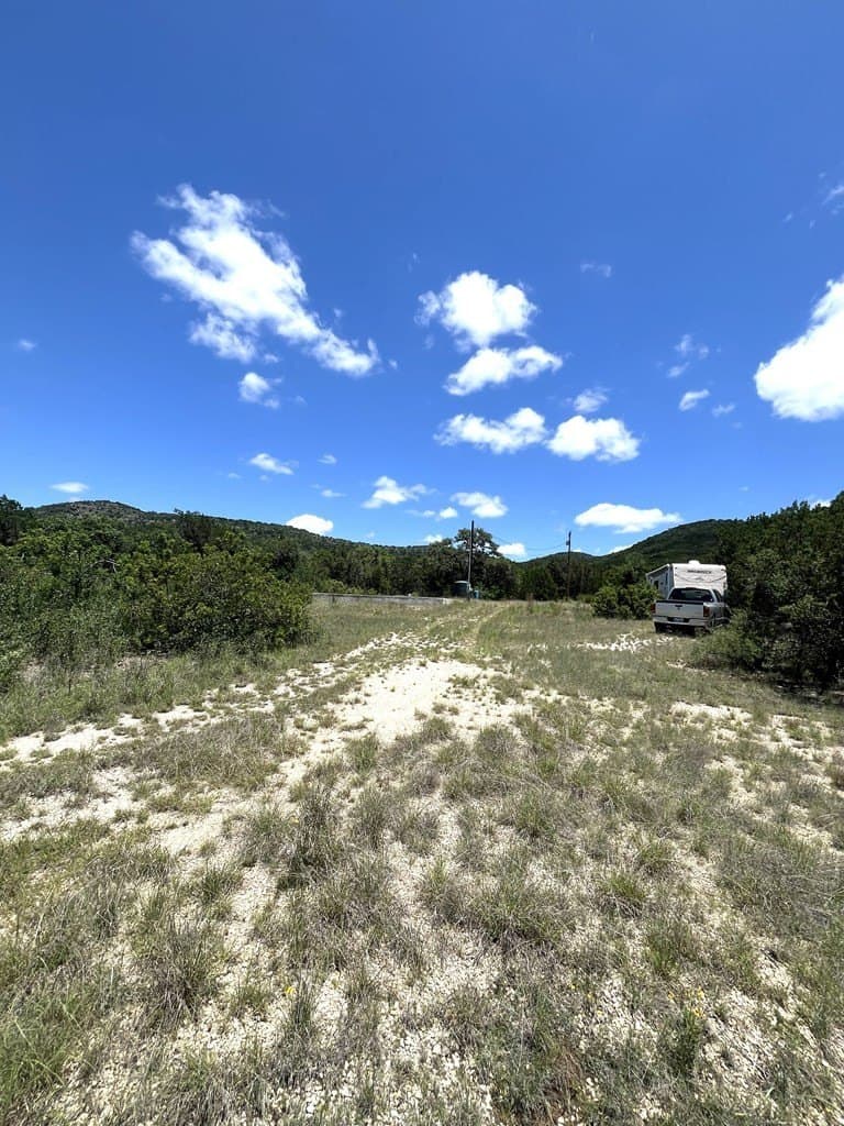 8.92 acres in Uvalde County - photo 9