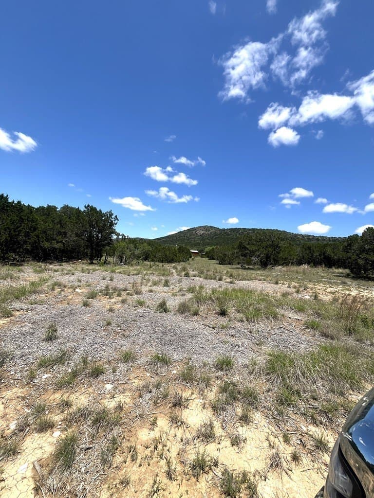 8.92 acres in Uvalde County - photo 18
