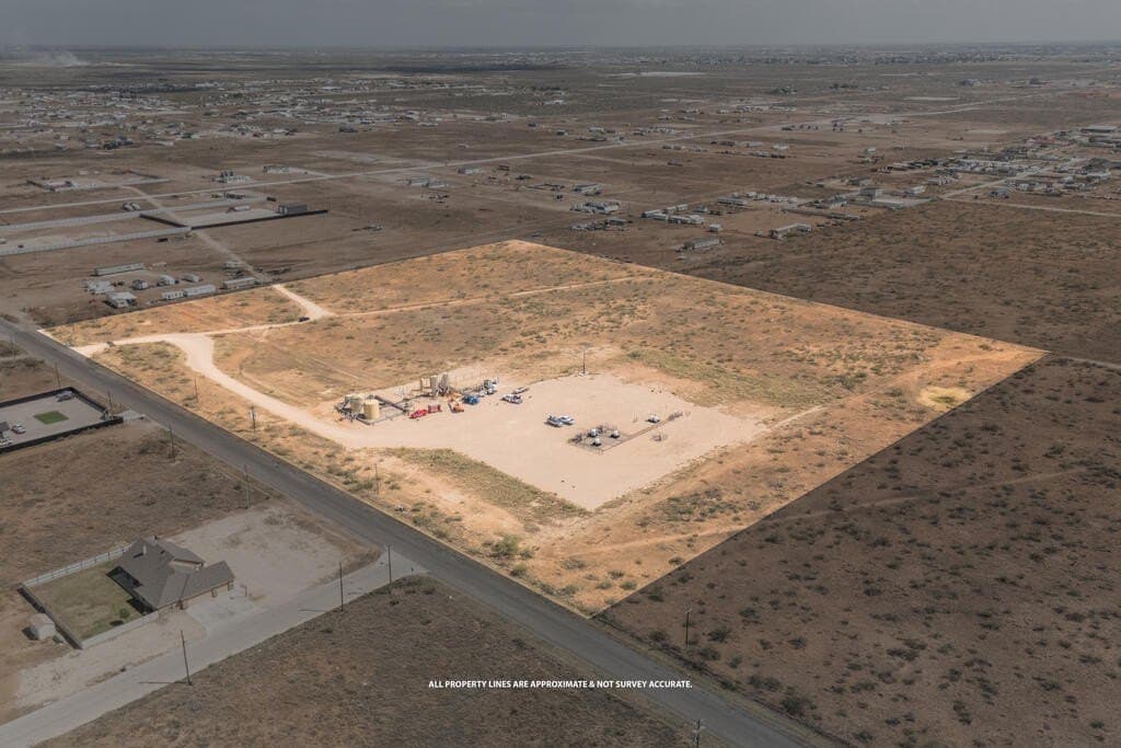 20 acres in Midland County - photo 2