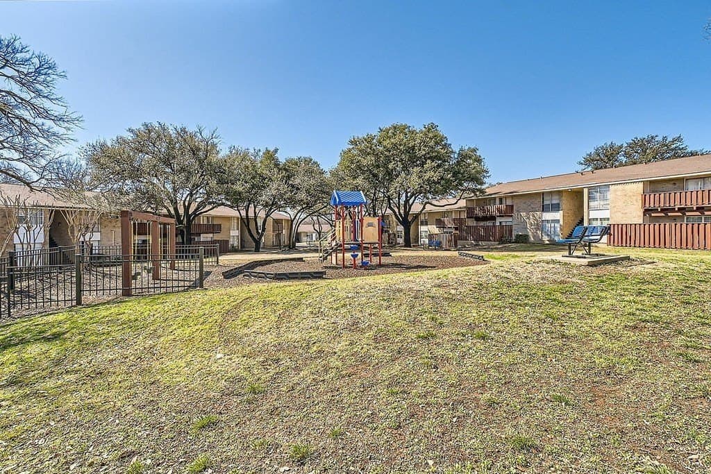 11.85 acres in Dallas County - photo 10