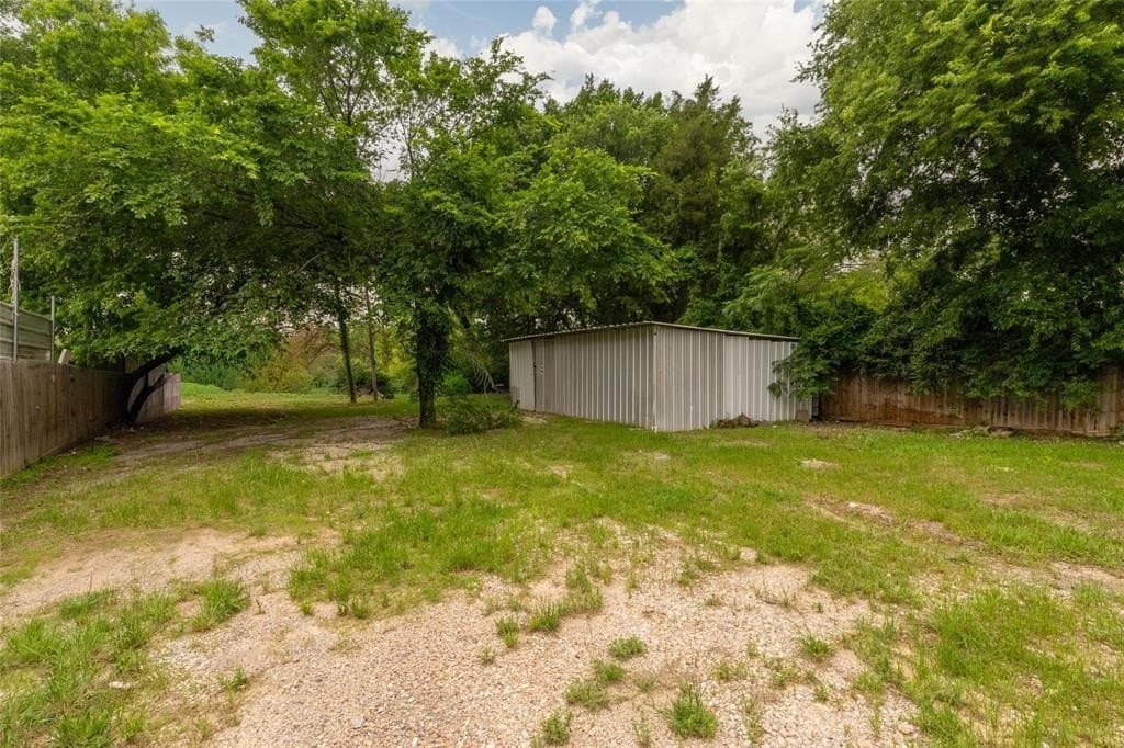 0.23 acres in Dallas County gallery image 3