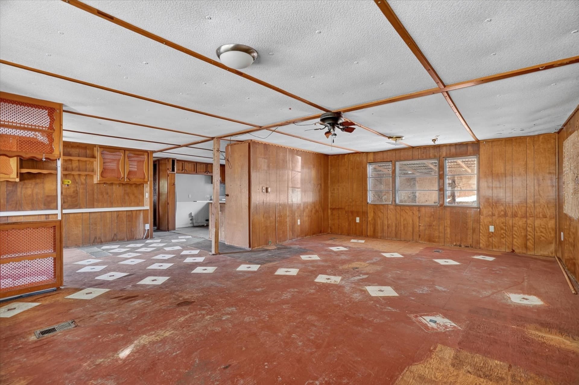 0.18 acres in Hill County - photo 4