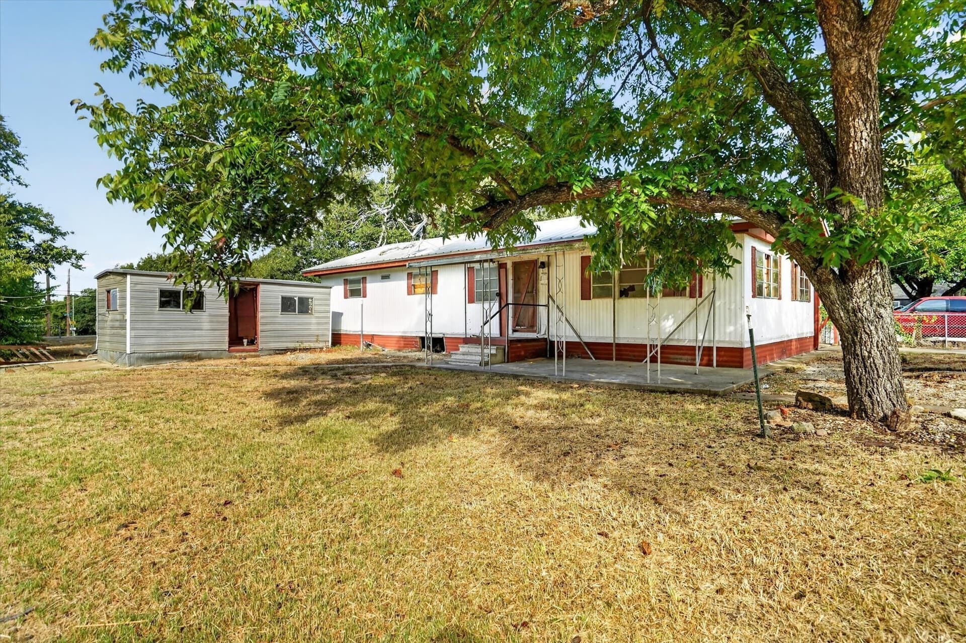 0.18 acres in Hill County - photo 2