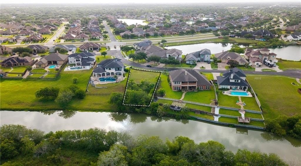 0.28 acres in Nueces County - photo 6