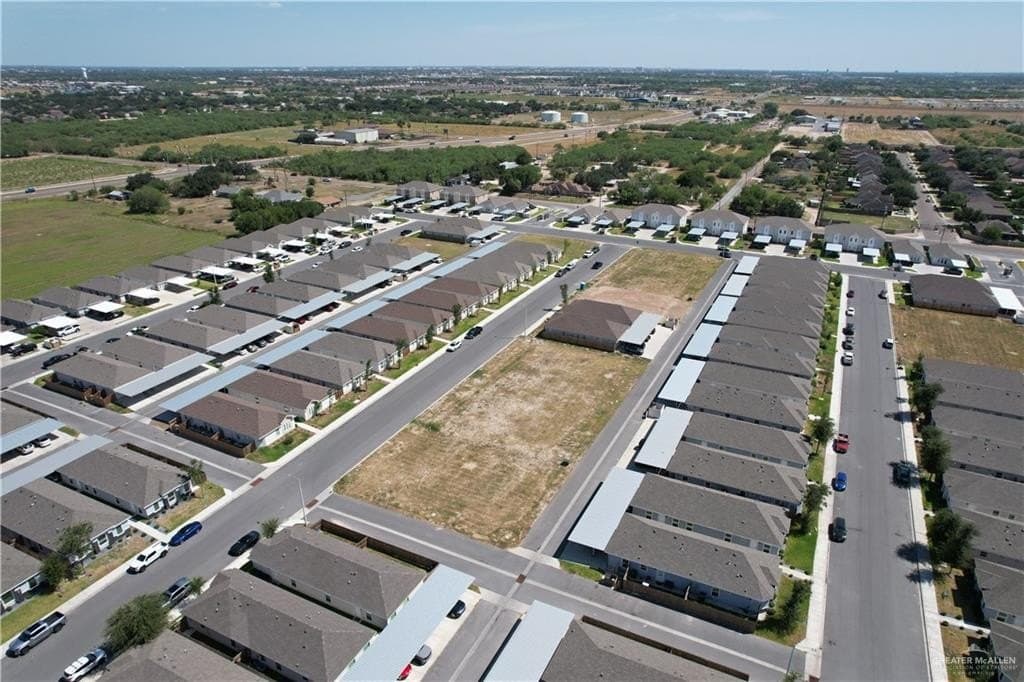 0.22 acres in Hidalgo County - photo 7
