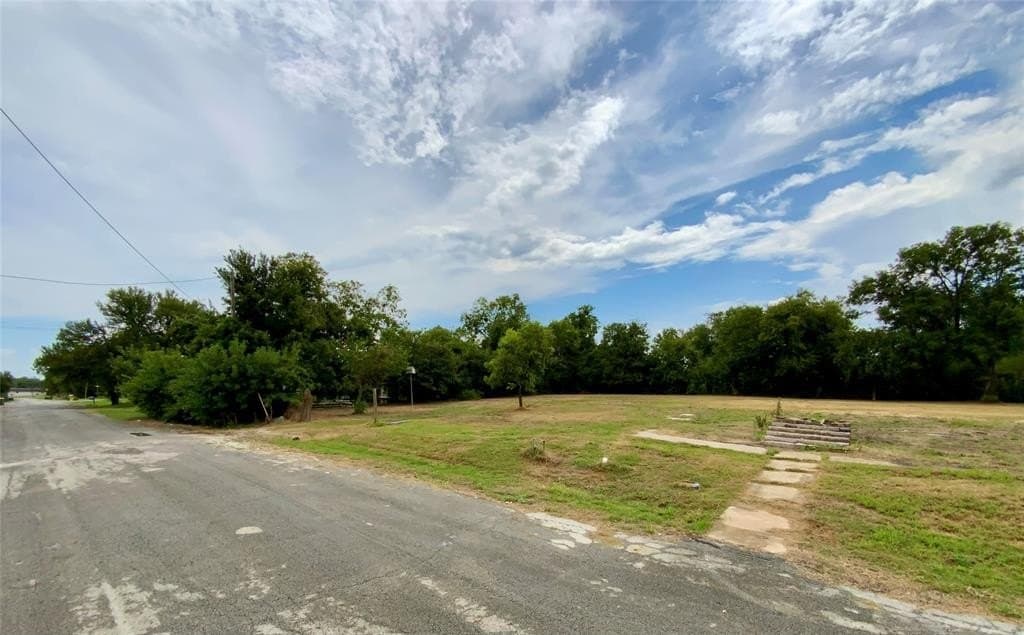 0.81 acres in Limestone County featured view