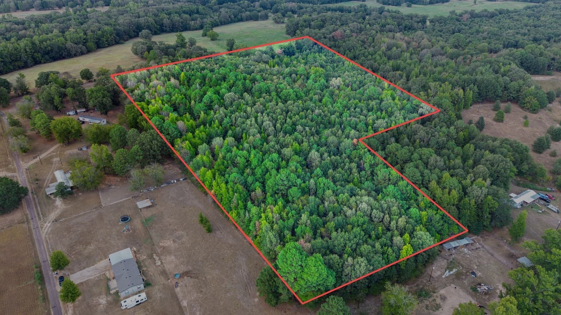 13.18 acres in Camp County