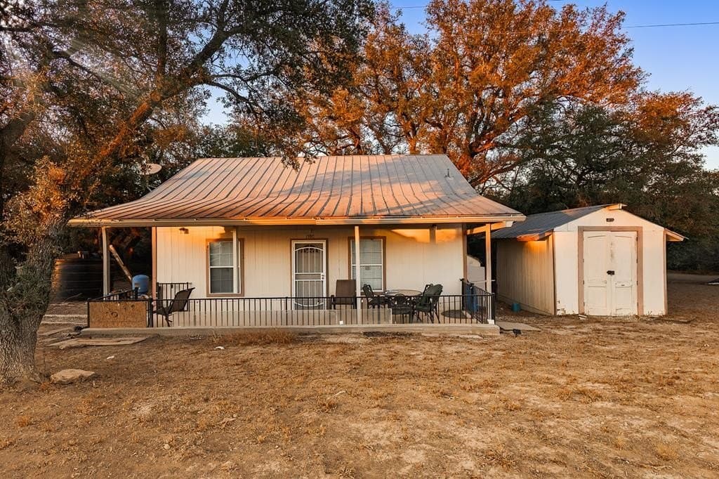 10 acres in Zavala County