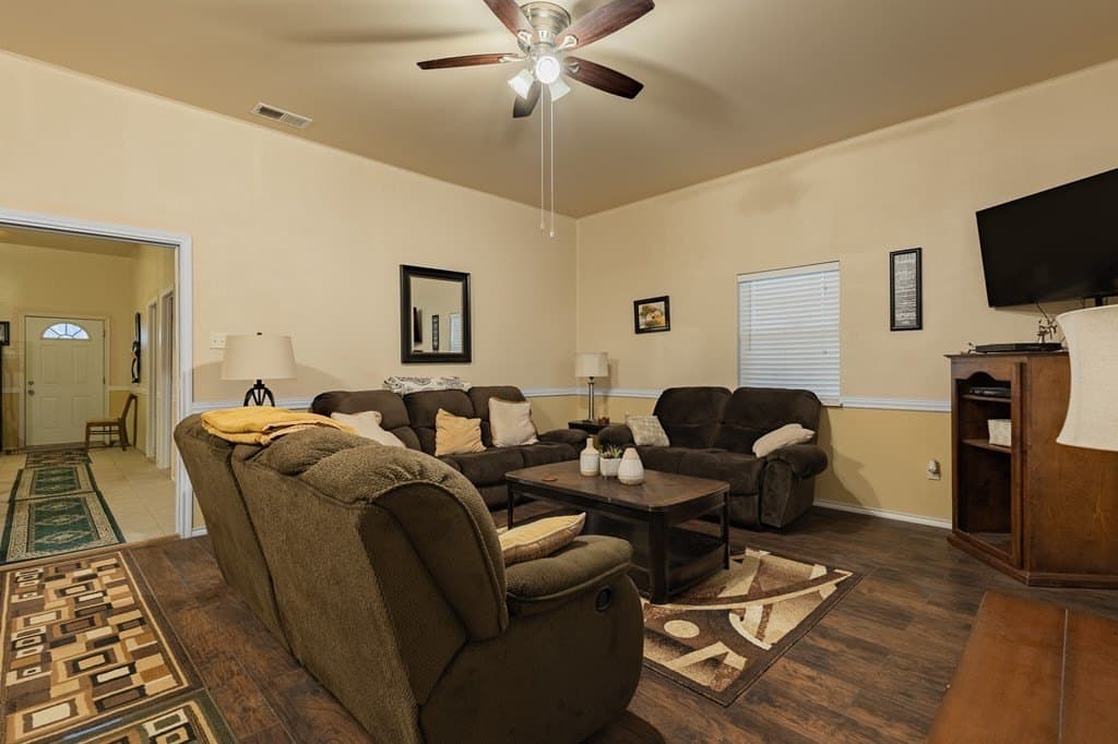 10 acres in Zavala County - photo 11