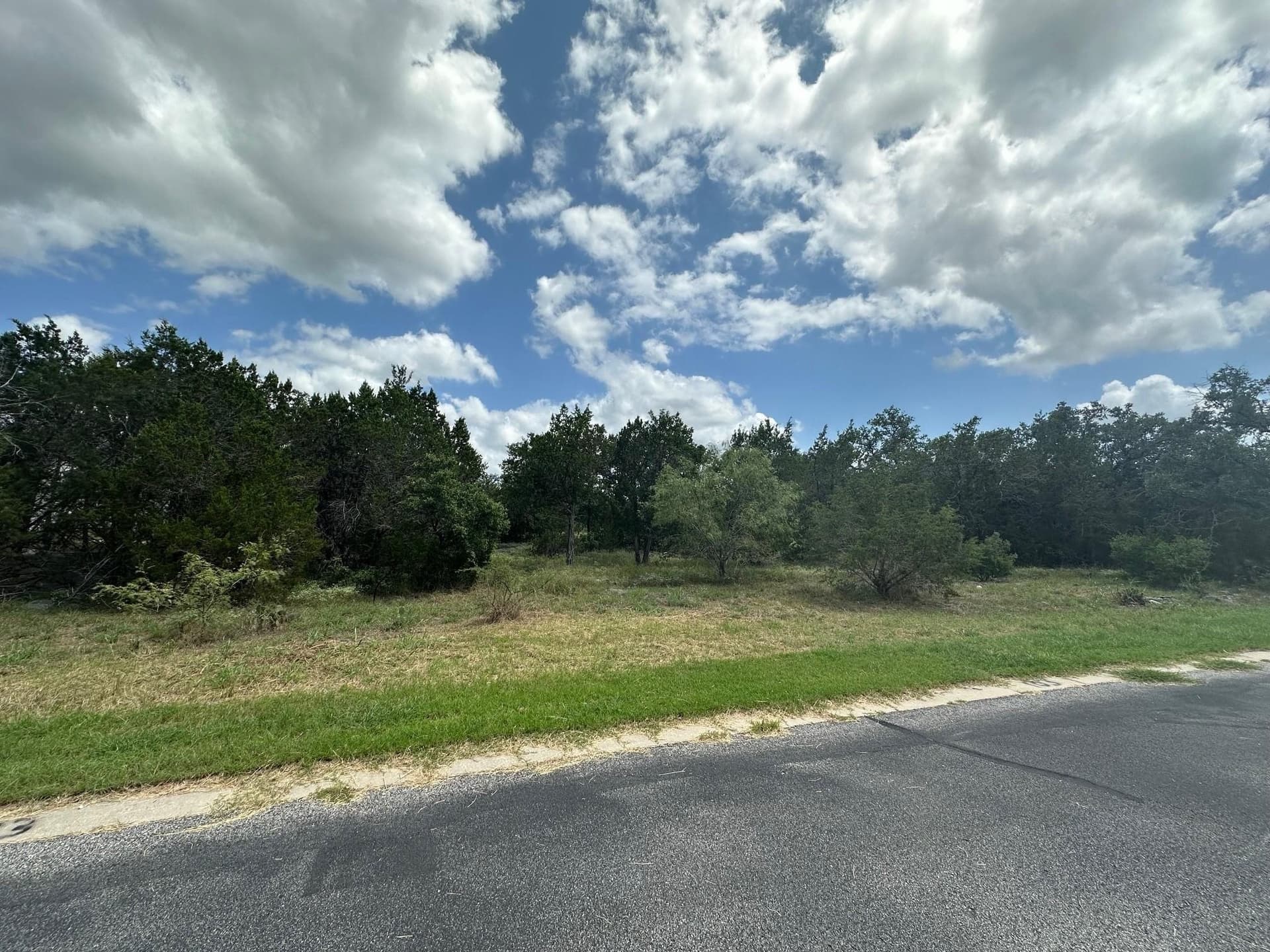 1.38 acres in Burnet County