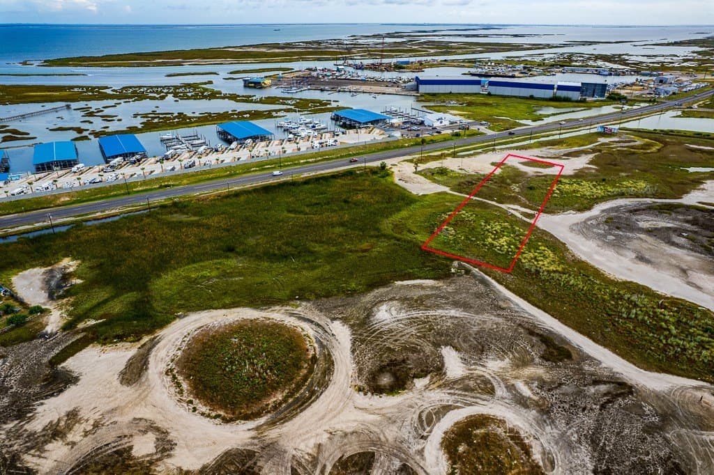 1.61 acres in Aransas County - photo 2
