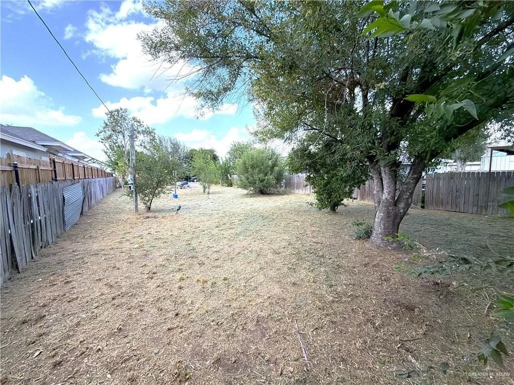 0.17 acres in Hidalgo County - photo 2