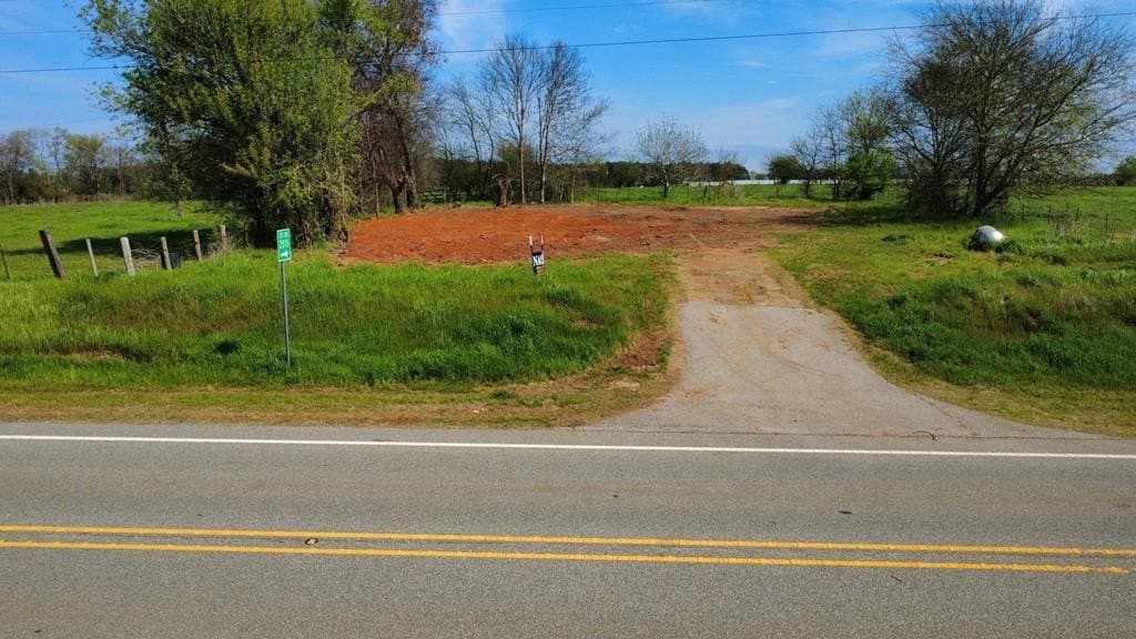 8 acres in Texas County gallery image 4