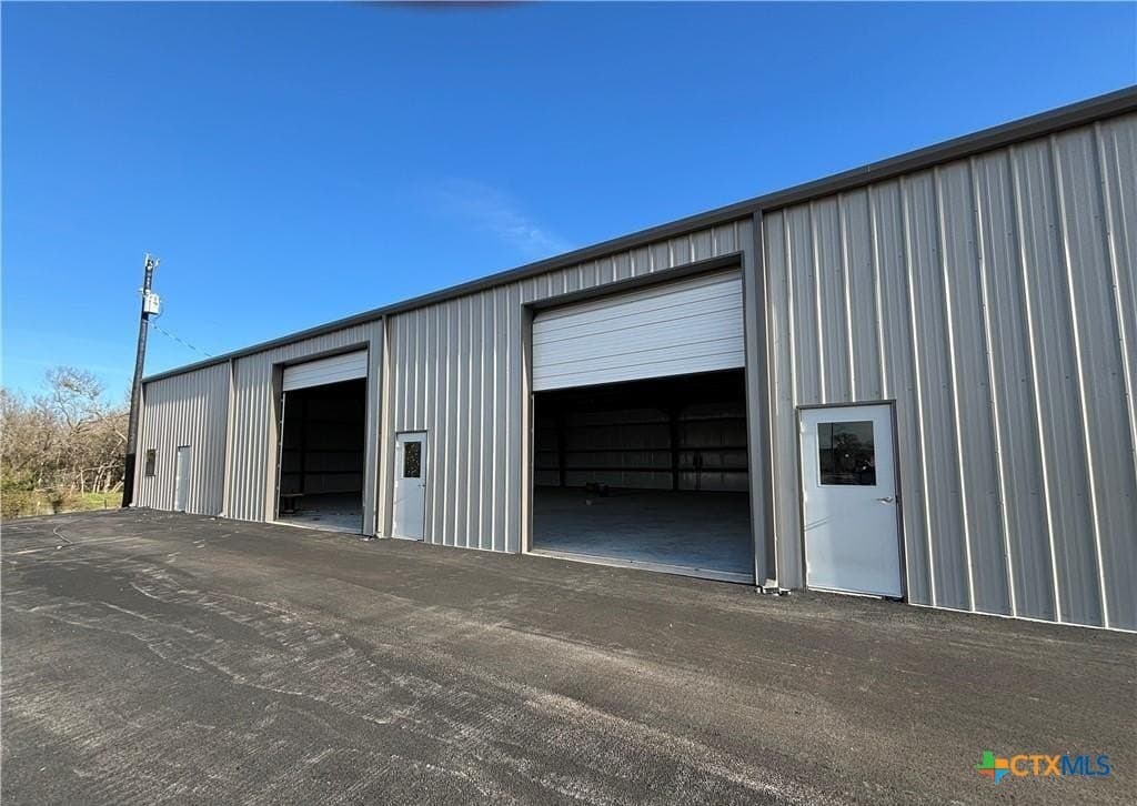 19 acres in Comal County
