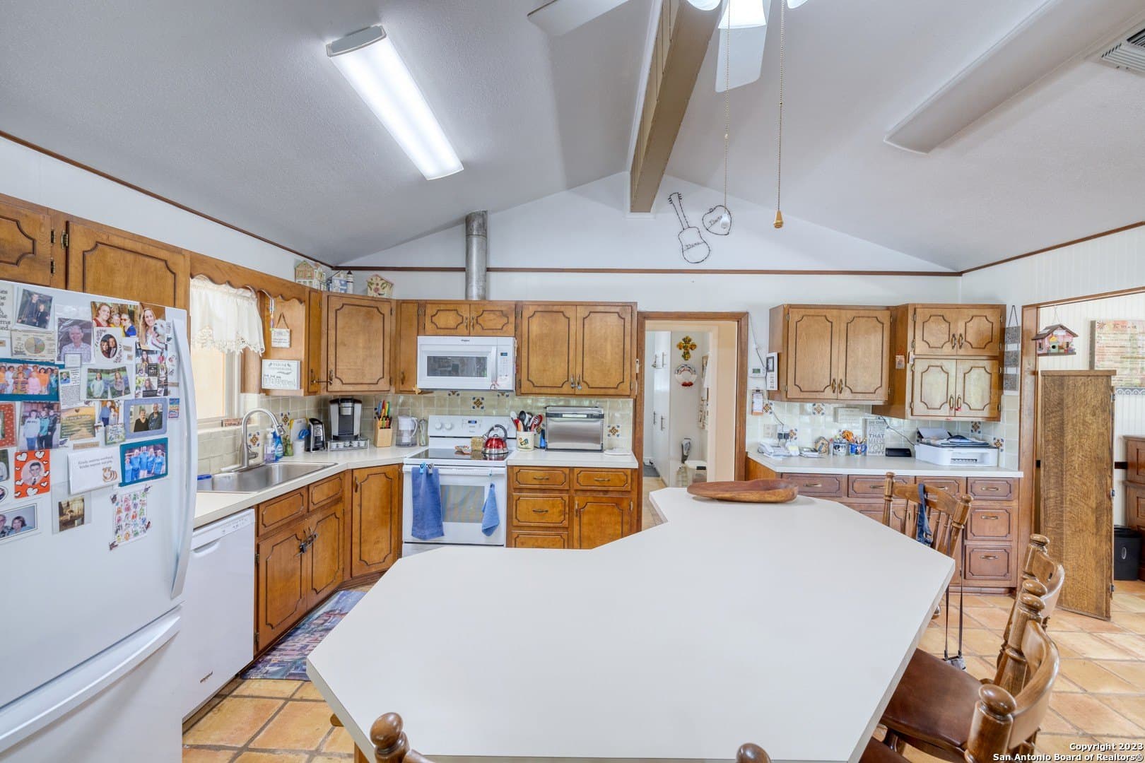 12.62 acres in Real County - photo 7