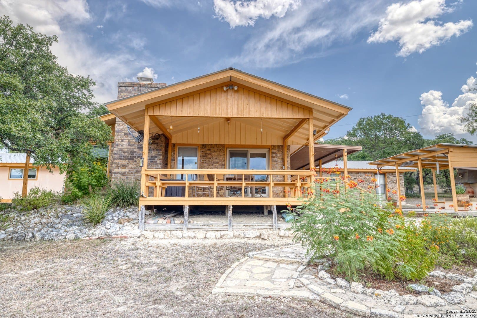 12.62 acres in Real County gallery image 2