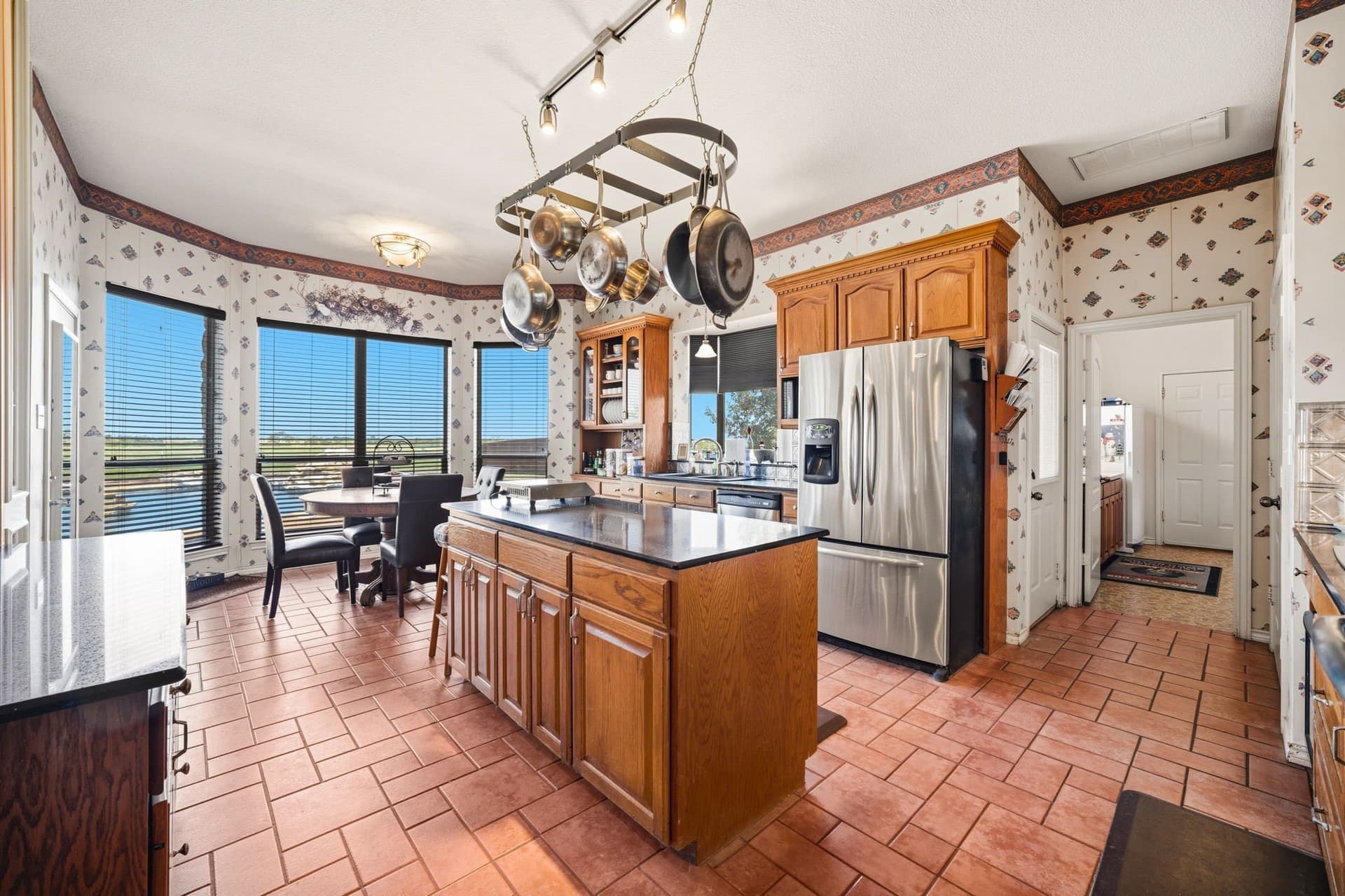 29.68 acres in Ellis County - photo 7