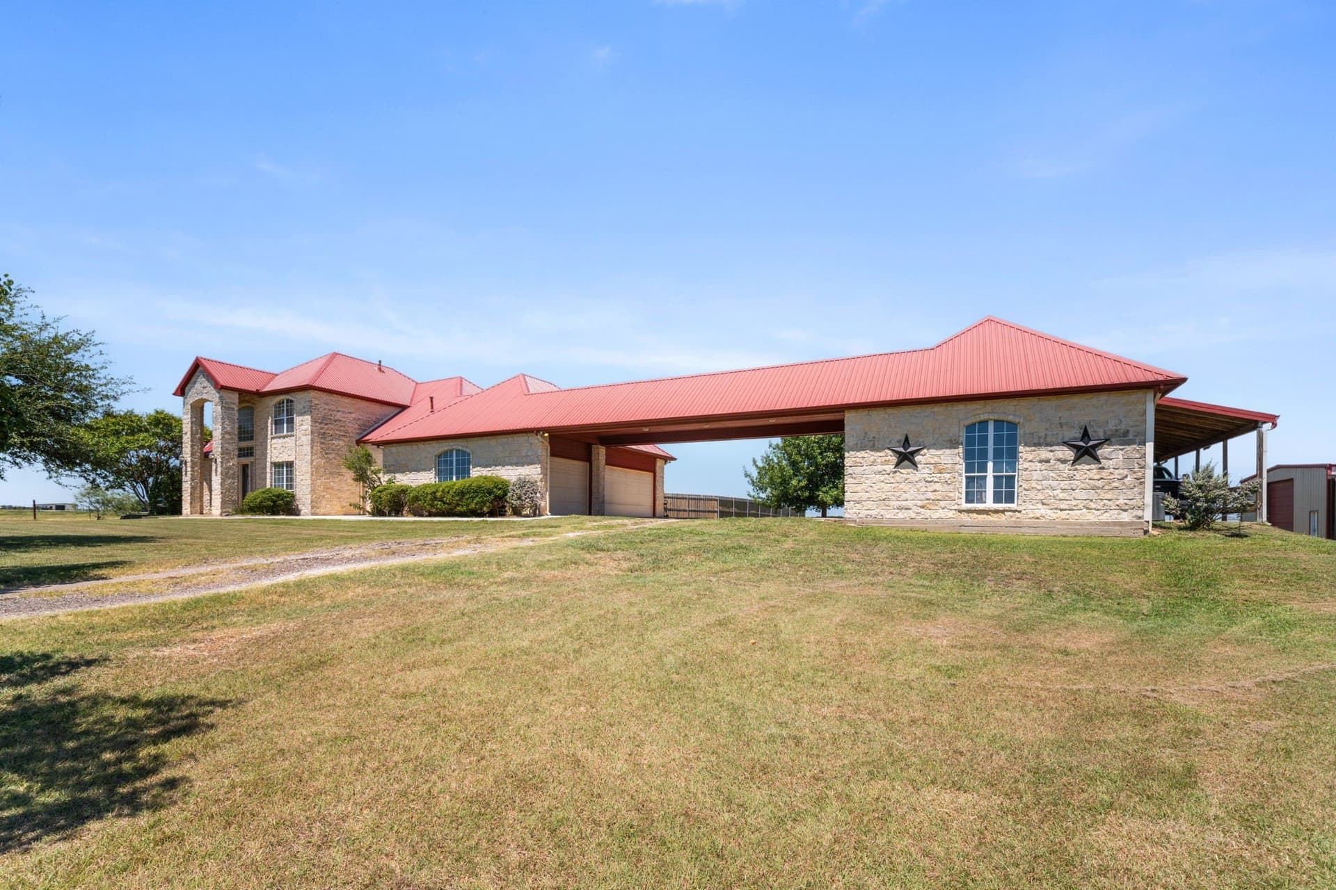 29.68 acres in Ellis County gallery image 2