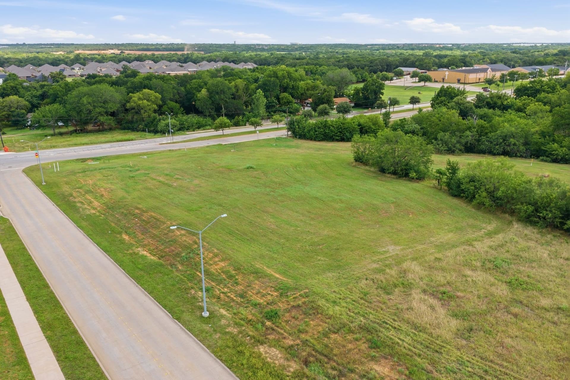 3 acres in Tarrant County - photo 9