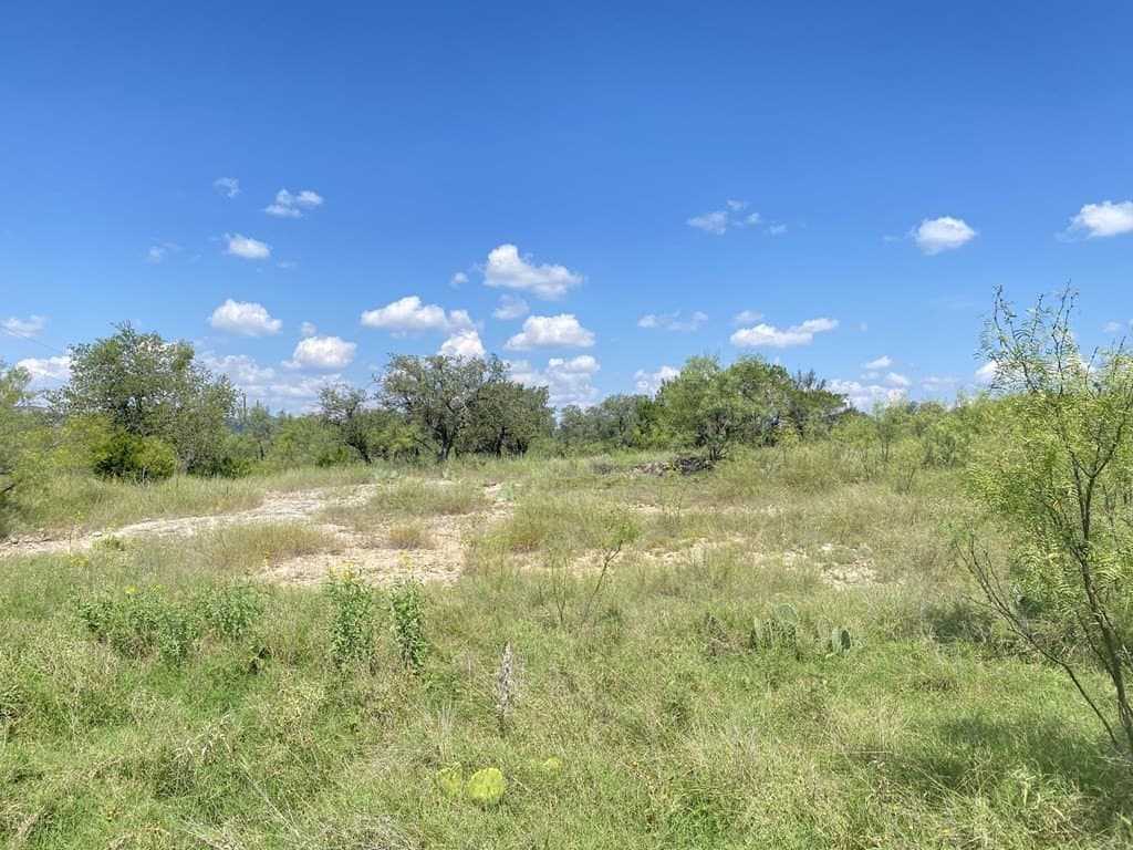 2.57 acres in Real County - photo 6