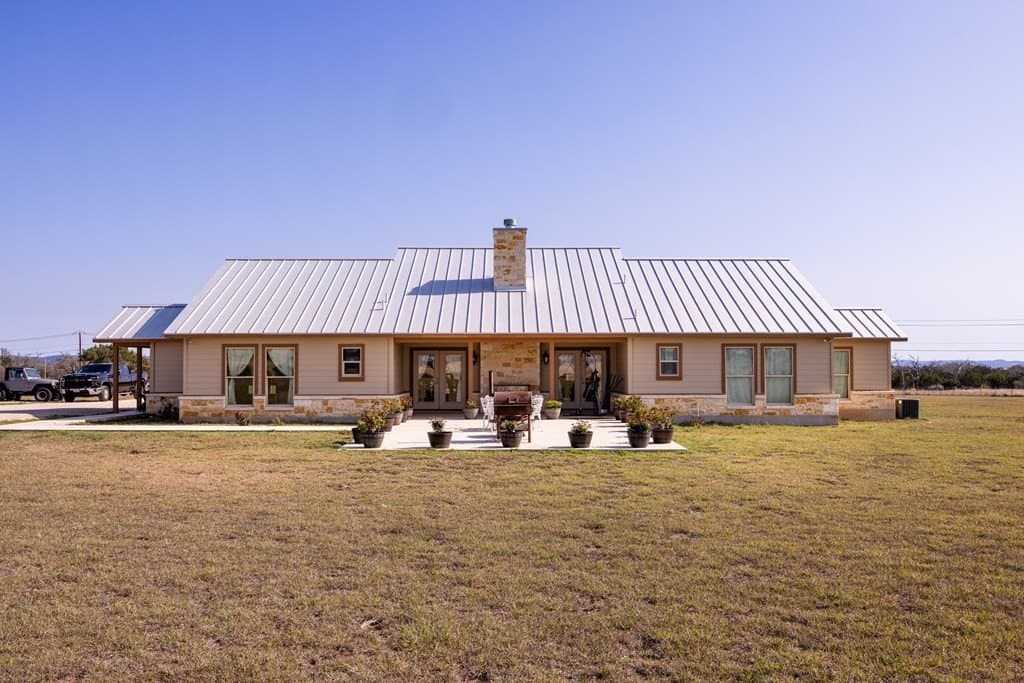 10 acres in Bandera County gallery image 3