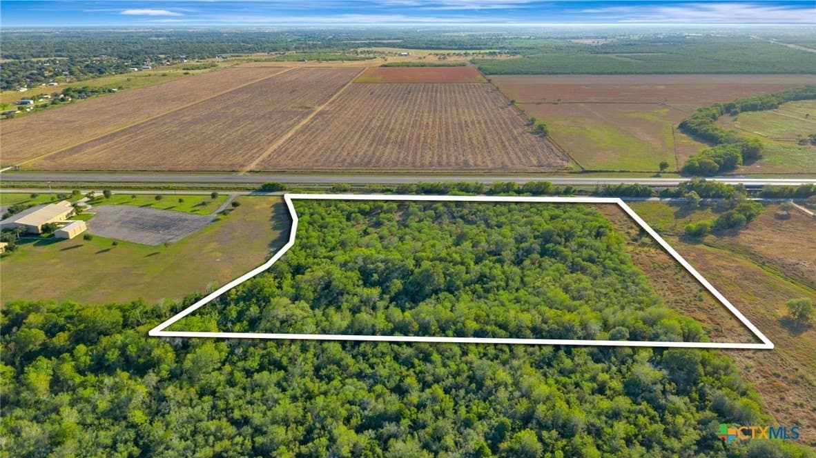 11.83 acres in Victoria County - photo 23