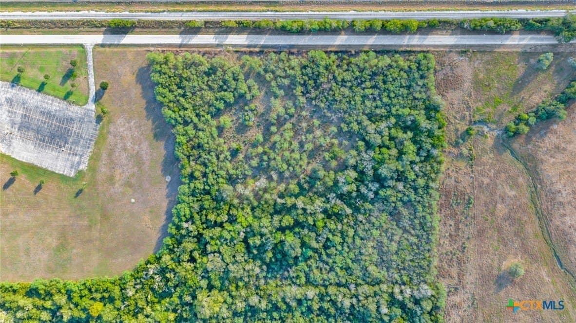 11.83 acres in Victoria County - photo 10