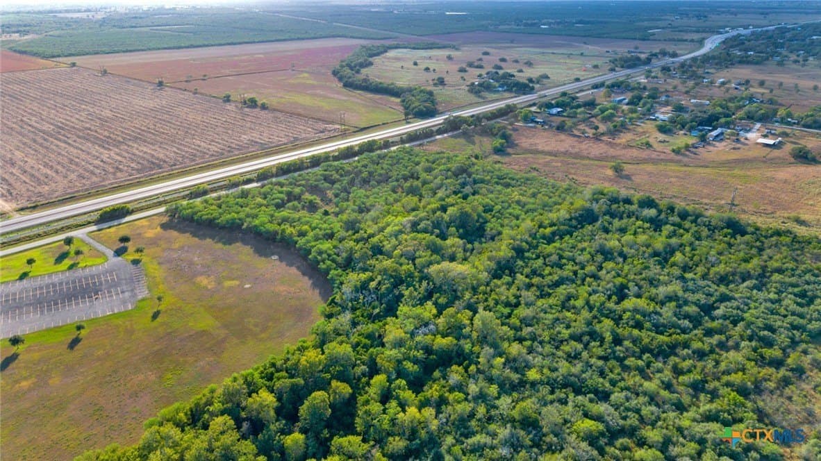 11.83 acres in Victoria County - photo 8