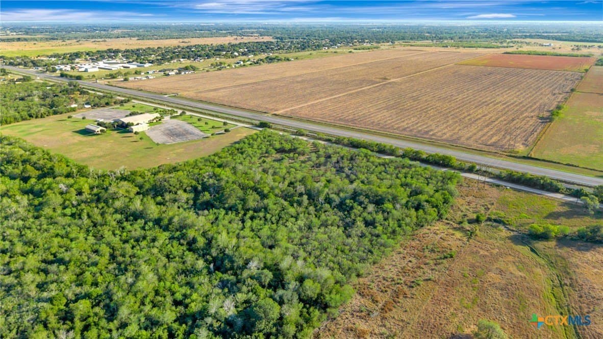 11.83 acres in Victoria County - photo 6
