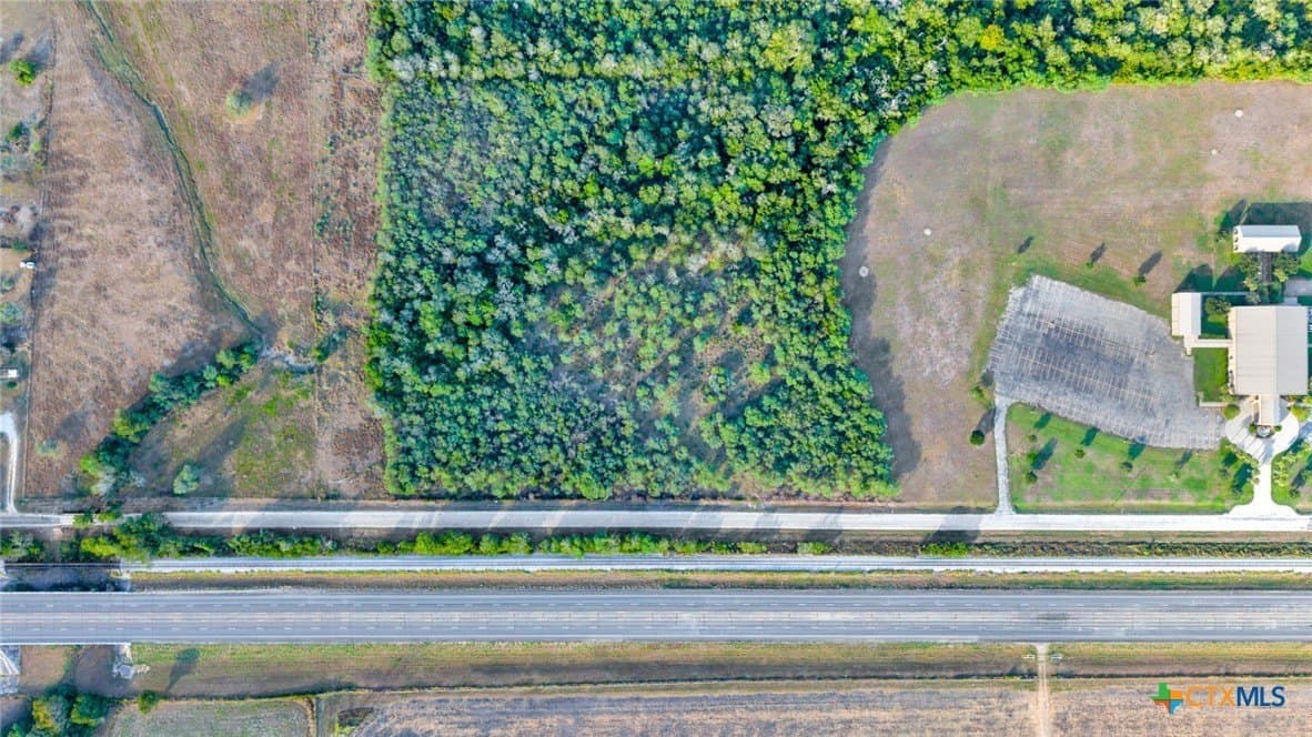 11.83 acres in Victoria County - photo 11