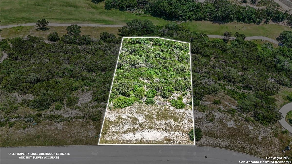 0.82 acres in Bexar County gallery image 3