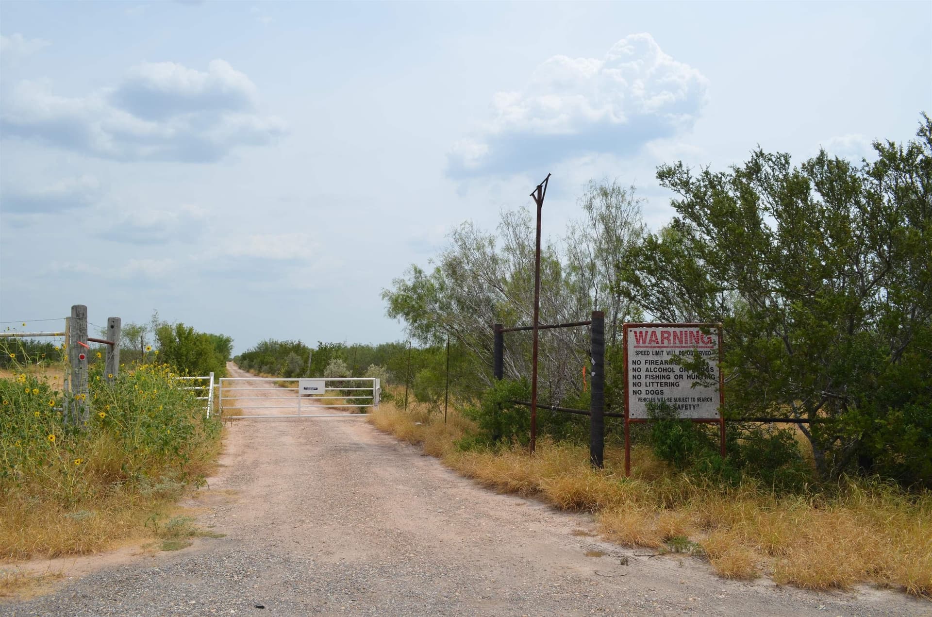10 acres in Webb County gallery image 2