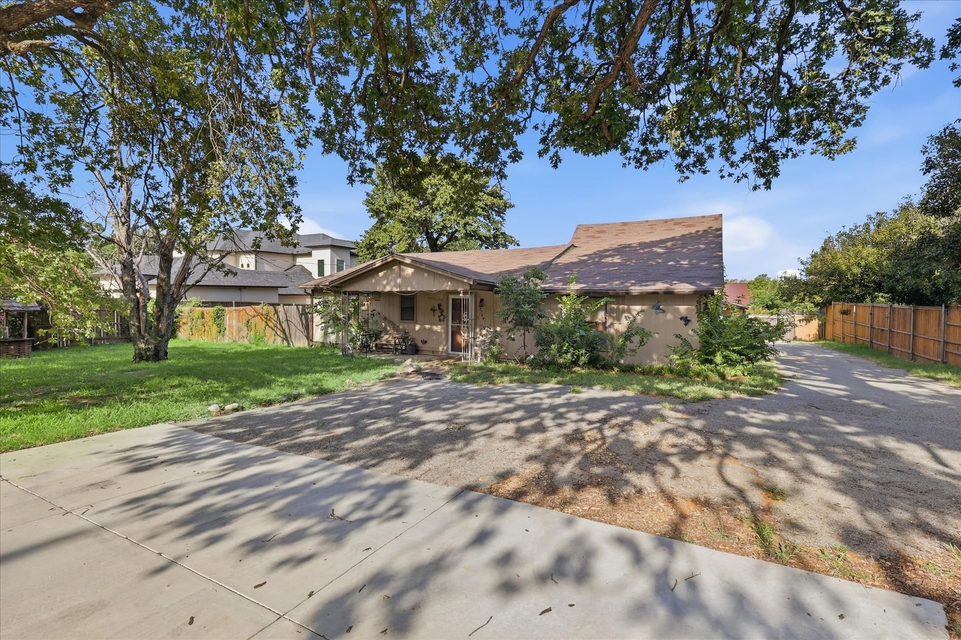 0.46 acres in Tarrant County featured view