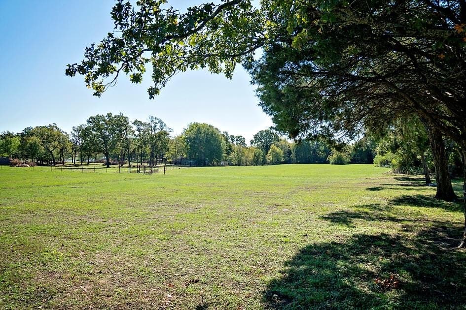 42.79 acres in HENDERSON County - photo 36