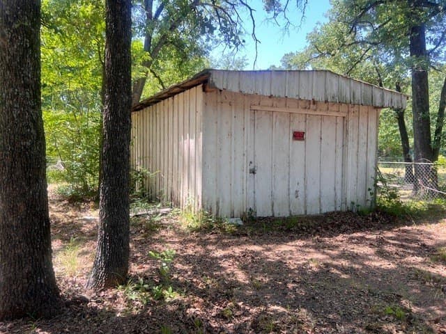 0.28 acres in Henderson County - photo 11