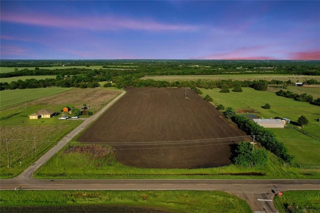 10.09 acres in Collin County gallery image 4