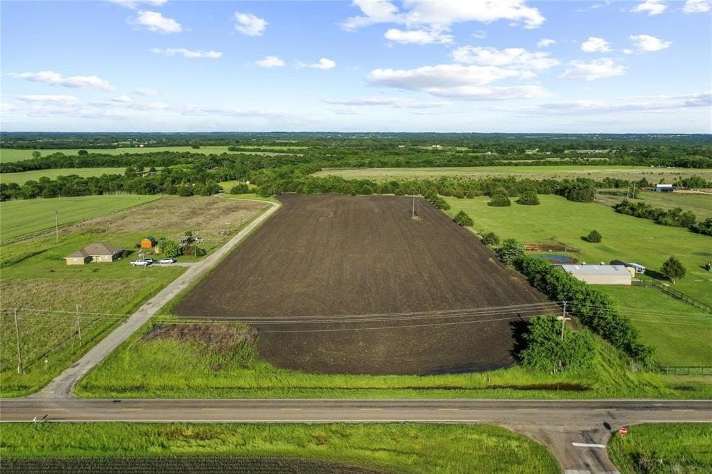 10.09 acres in Collin County