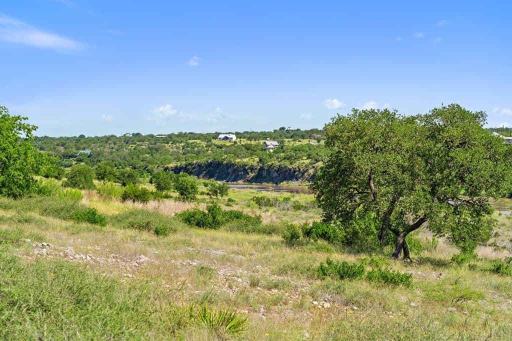 25 acres in Blanco County gallery image 4