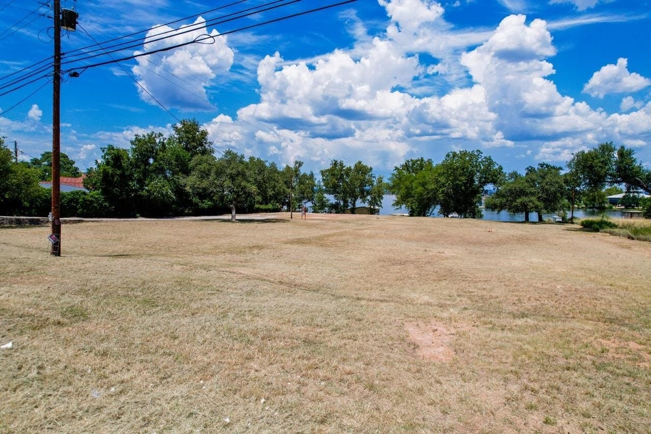 1.75 acres in Burnet County featured view