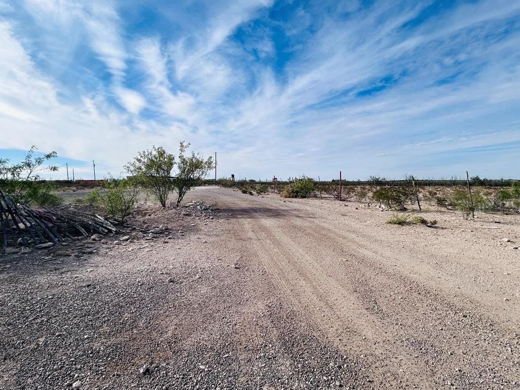 20 acres in Pecos County - photo 10