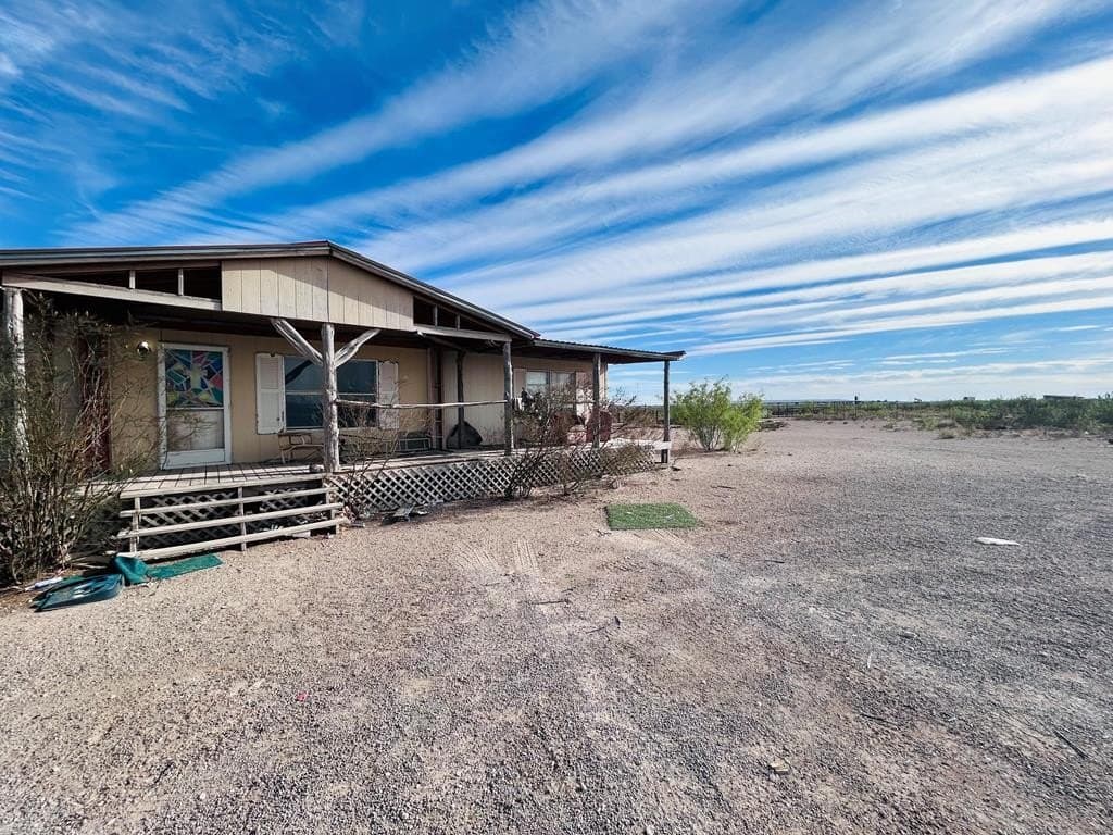 20 acres in Pecos County gallery image 3