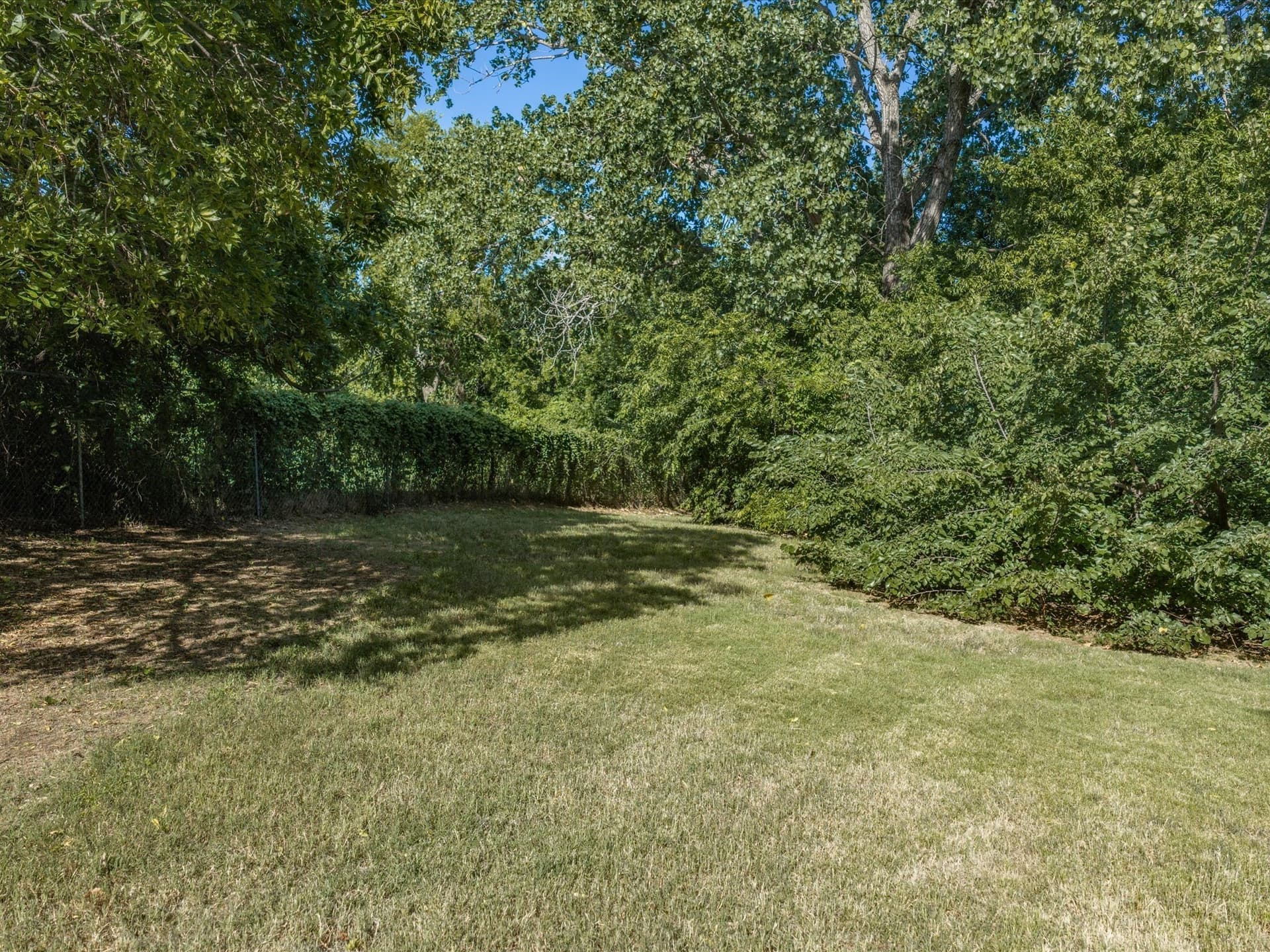 1.01 acres in Tarrant County - photo 32