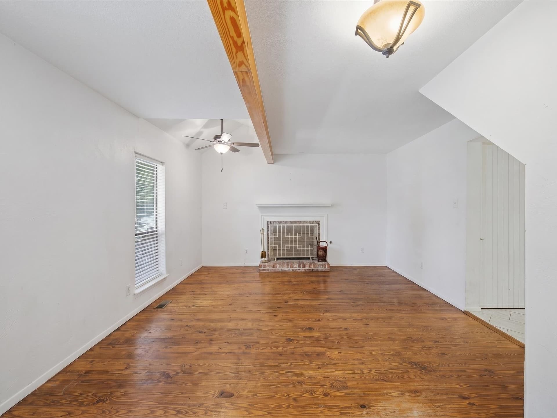 1.01 acres in Tarrant County - photo 13