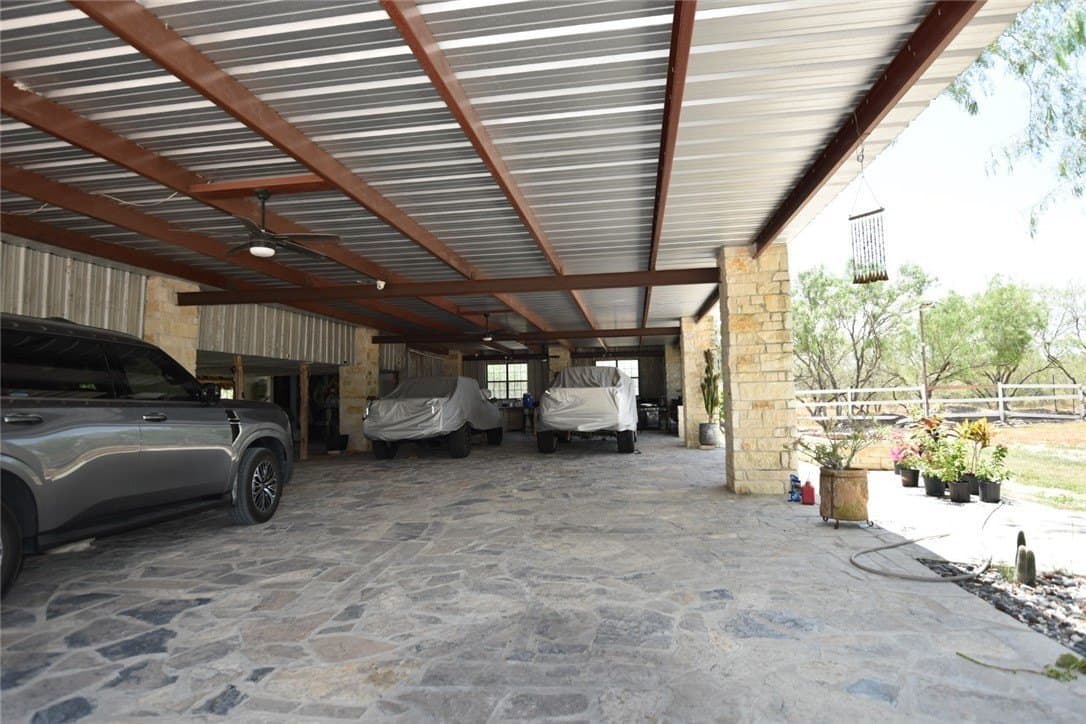 12.74 acres in Brooks County - photo 8