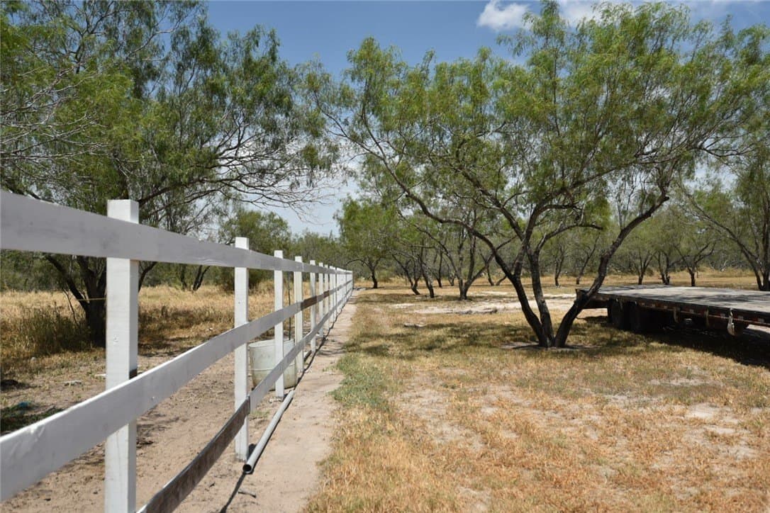12.74 acres in Brooks County - photo 34